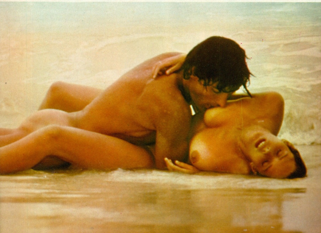 Жанна Коллетен в фильме Эммануэль