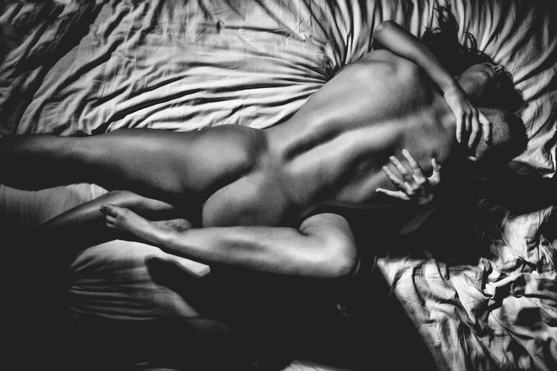Эротическая фотосессия мужчина и женщина