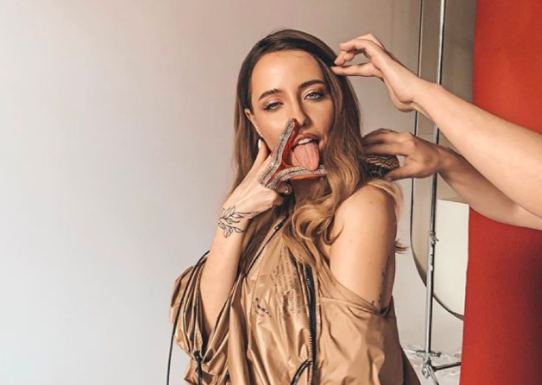 Надя Дорофеева фут фетиш