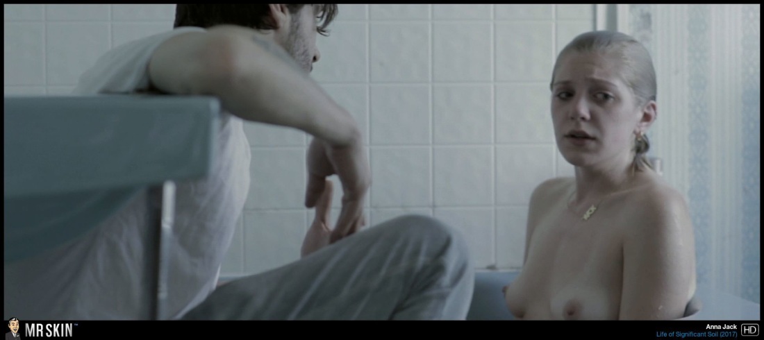 Голая Анна Лутцева Бандитский Петербург.