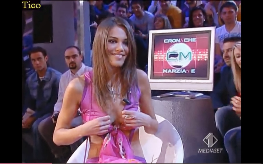 Грудь в прямом эфире