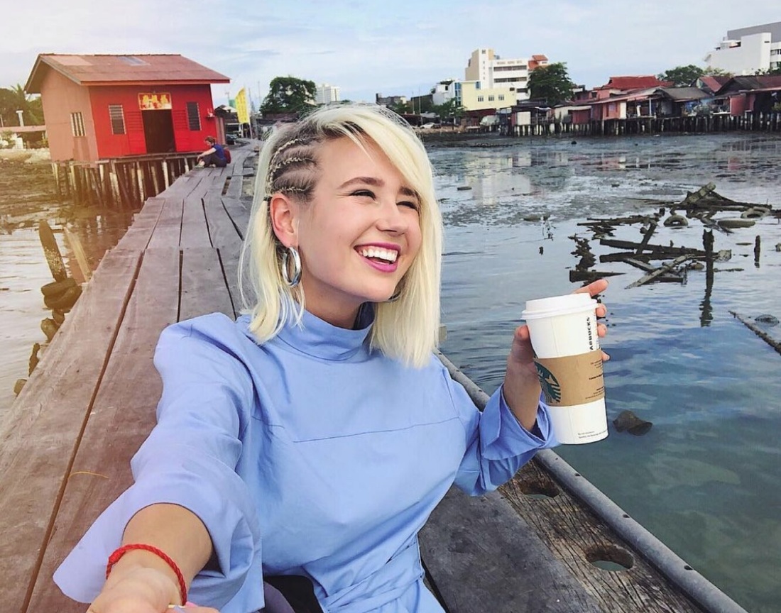 Клава Кока орёл и Решка ведущая