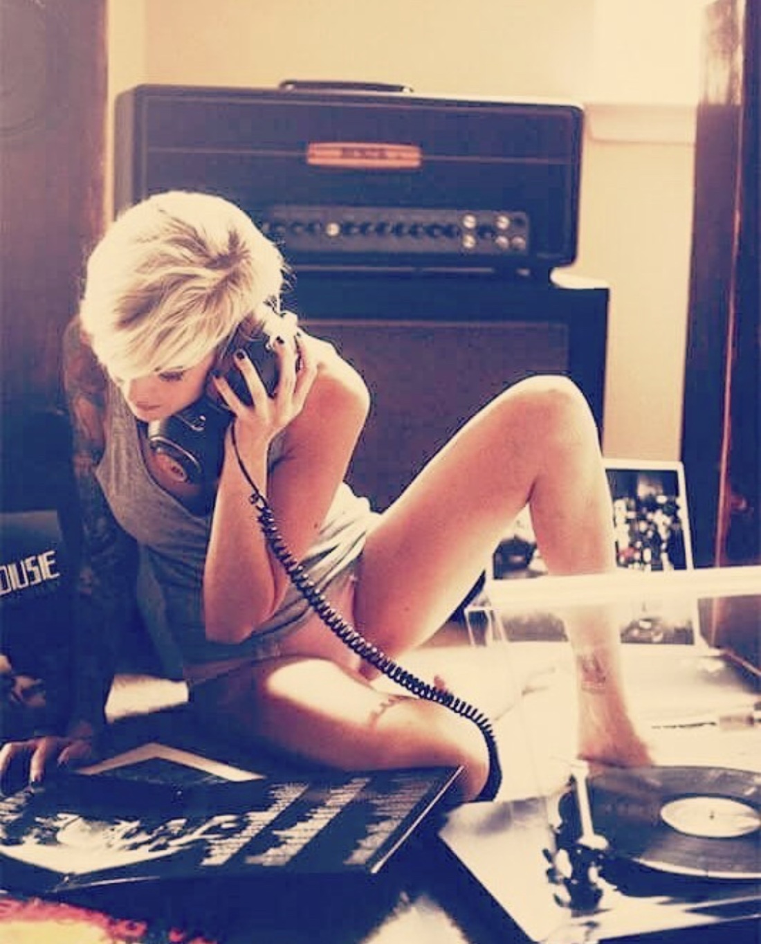 Девушка с плеером