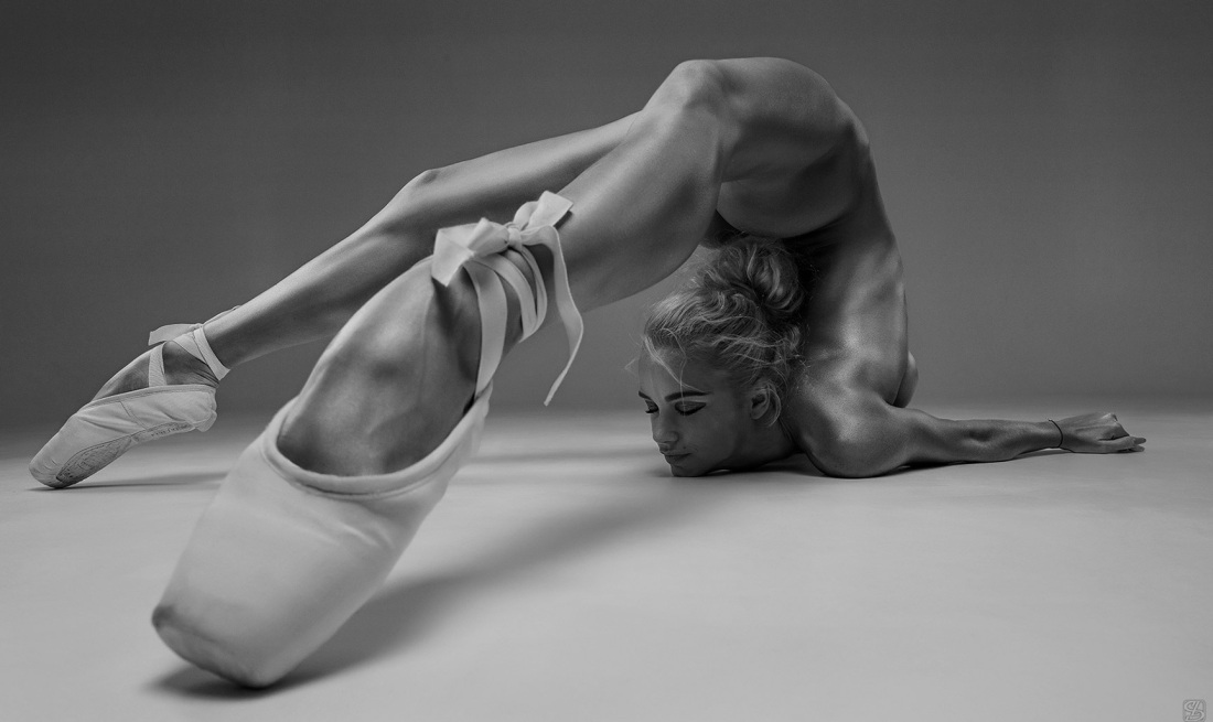 Анастасия Завистовская балерина голая