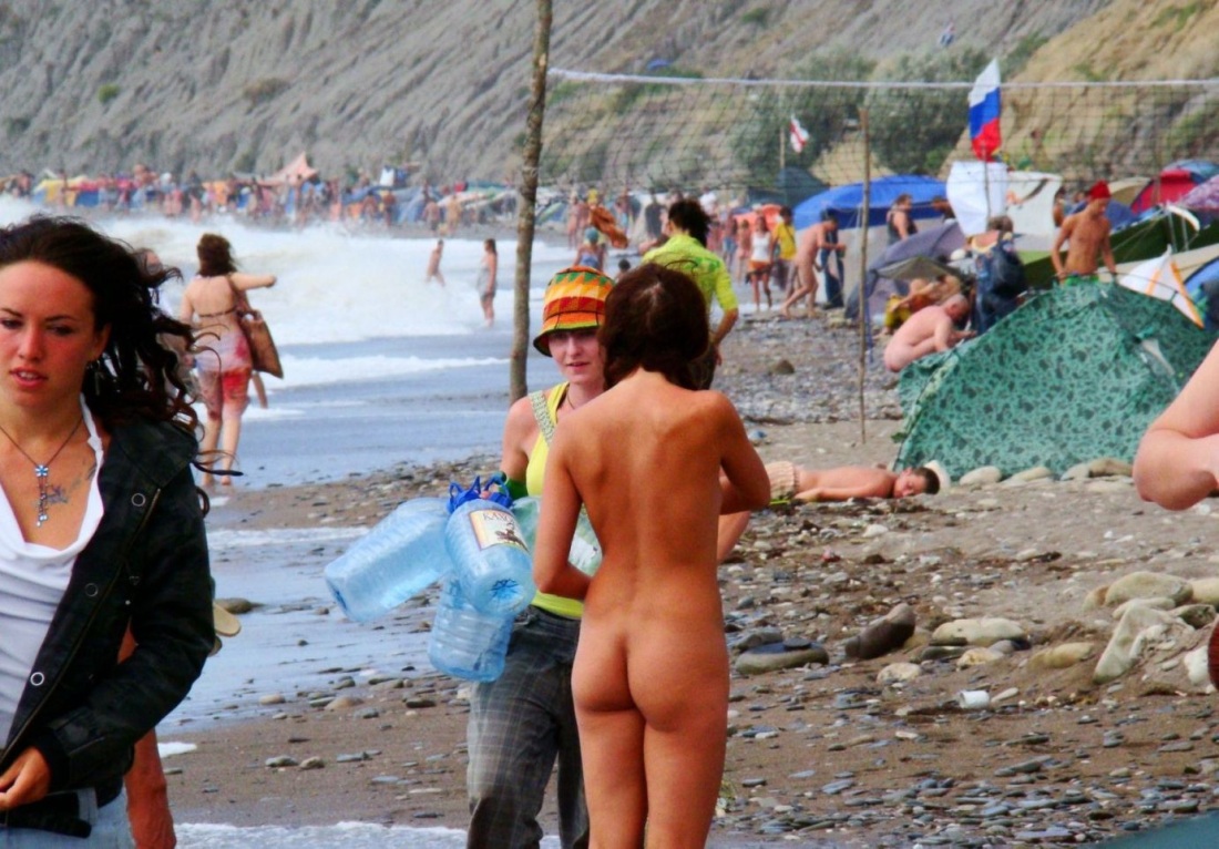 Лисья бухта пляж нудистки