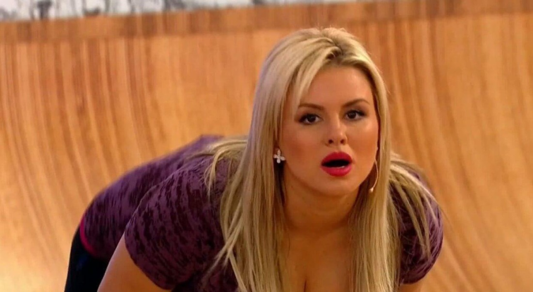 Анна Семенович порнофейк