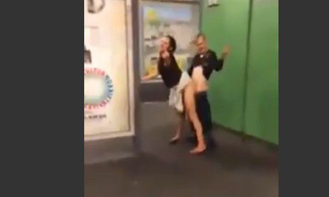 Показала на спор