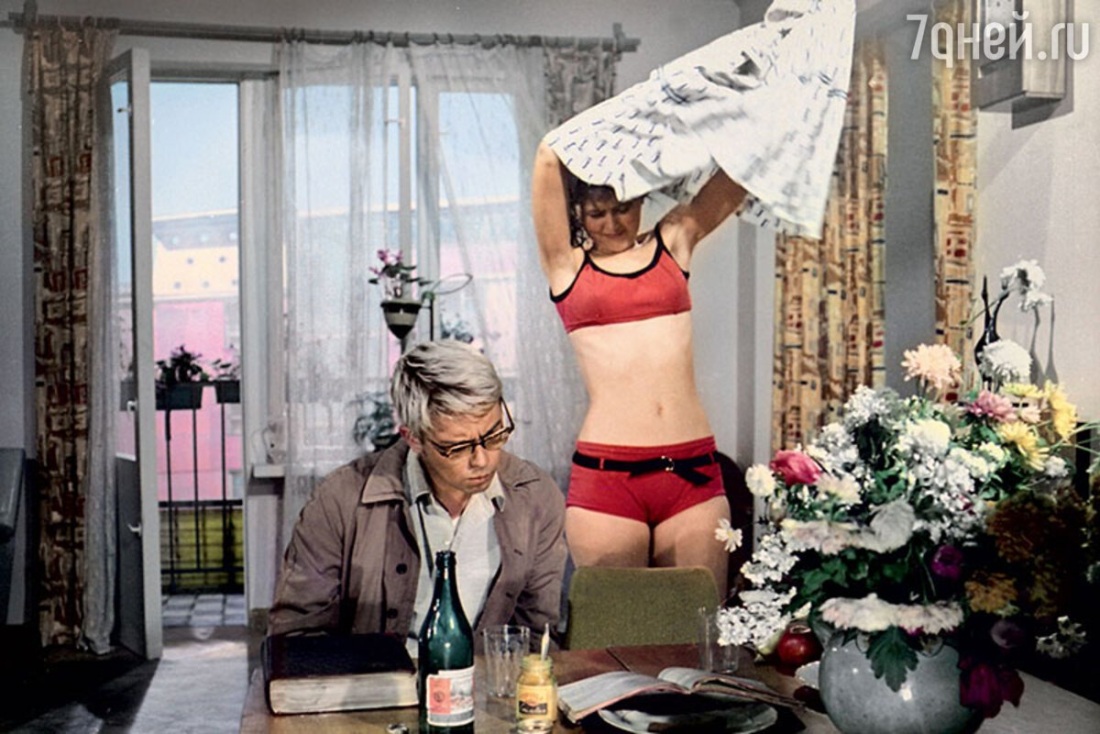 Эмбер Херд и Илон Маск в лифте