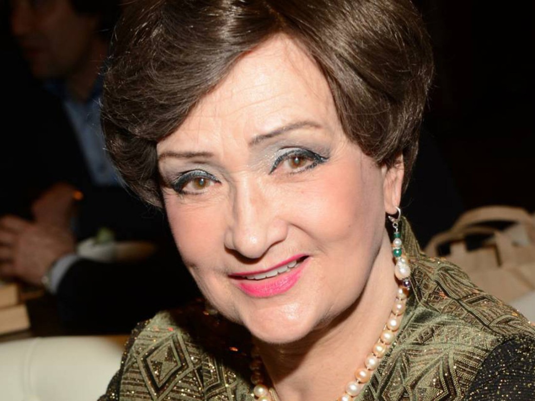 Наталья Варлей в купальнике