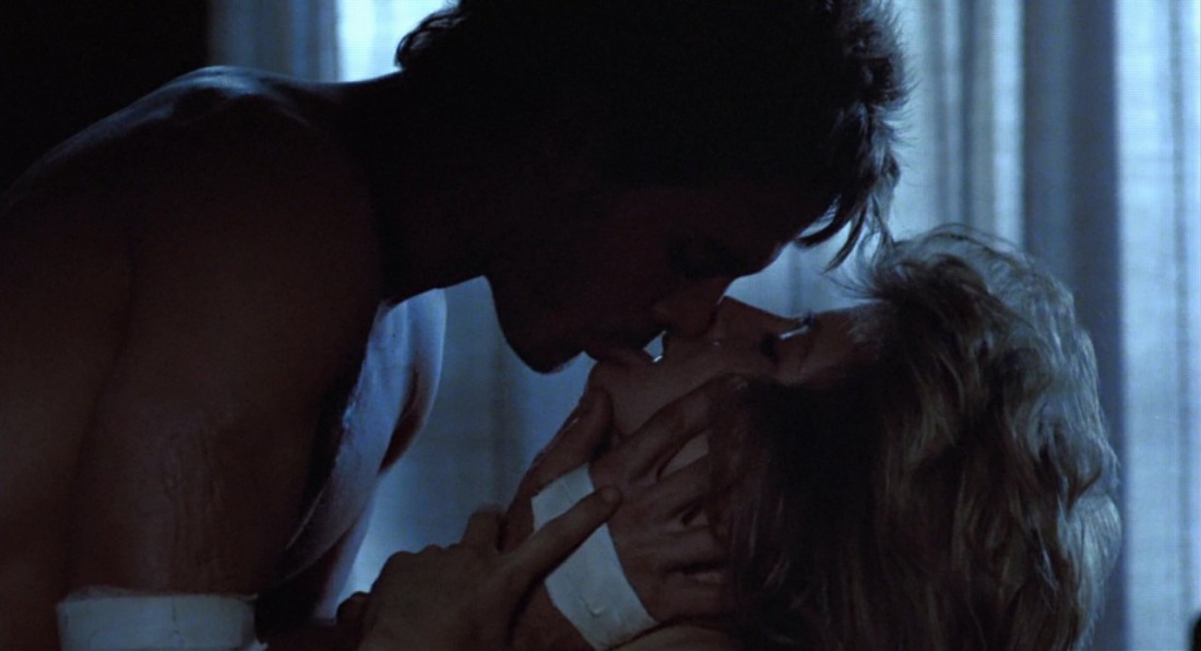 Голая Кристиан Локен в Терминаторе 3