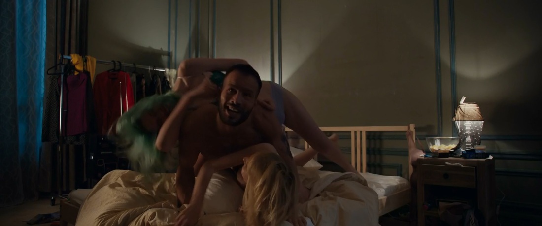 Фрида Густавссон-порно-голая