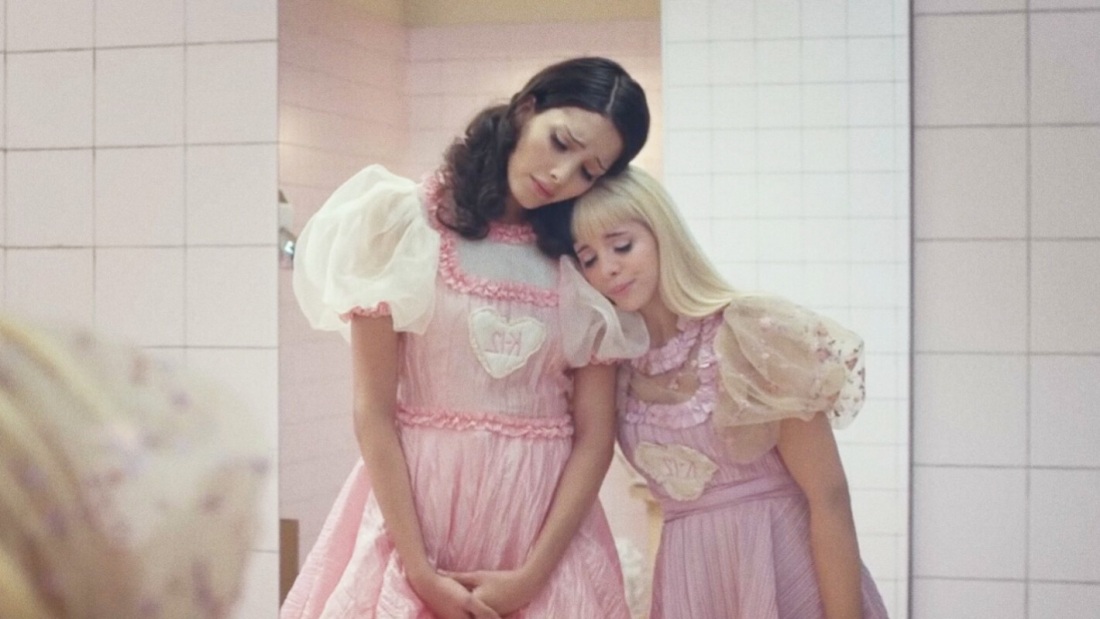 Мелани Мартинес к-12