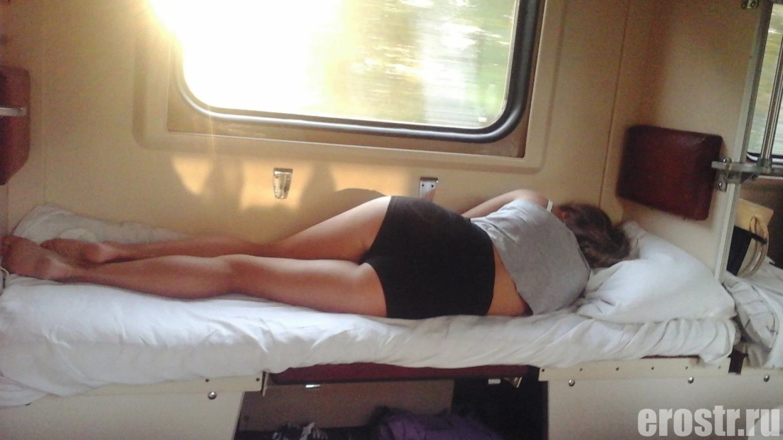 Попутчицы в транспорте