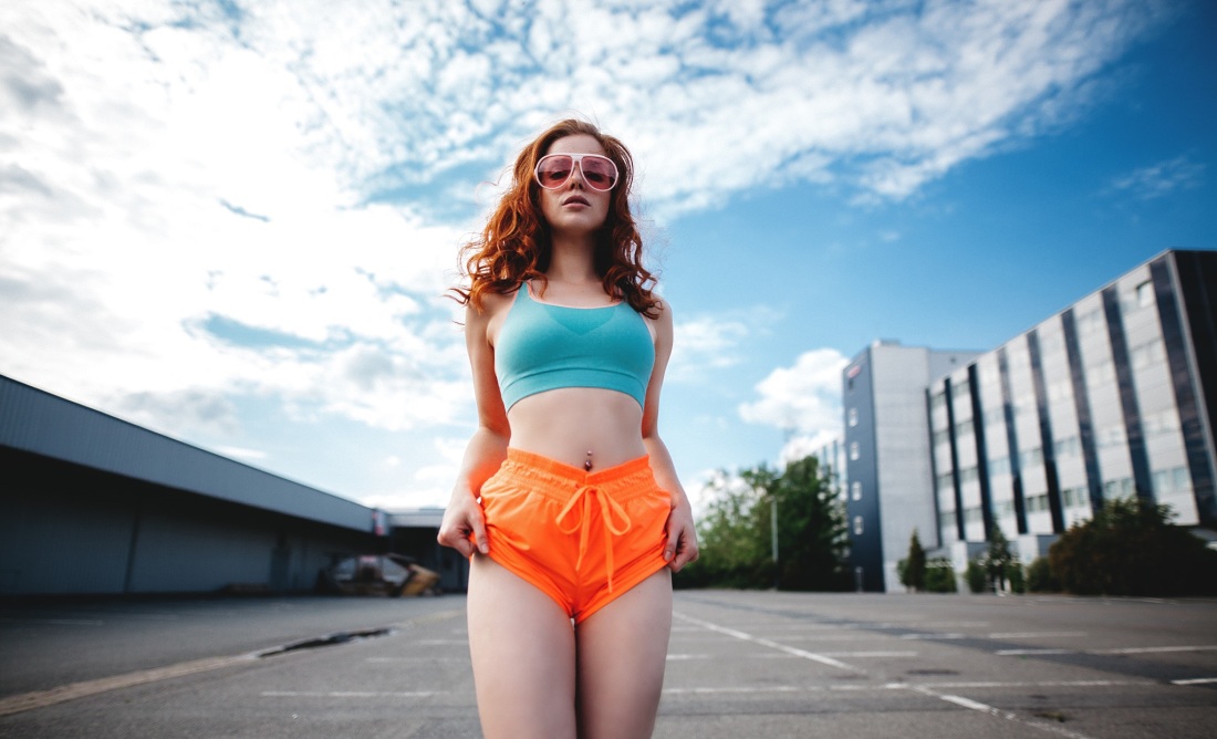 Миро Хоффман блондинка