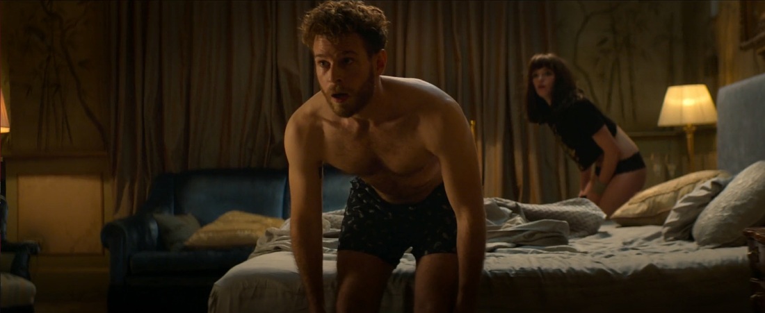 Мишель Монаган поцелуй навылет