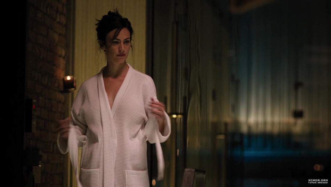 Мэгги Джилленхол голая в фильме