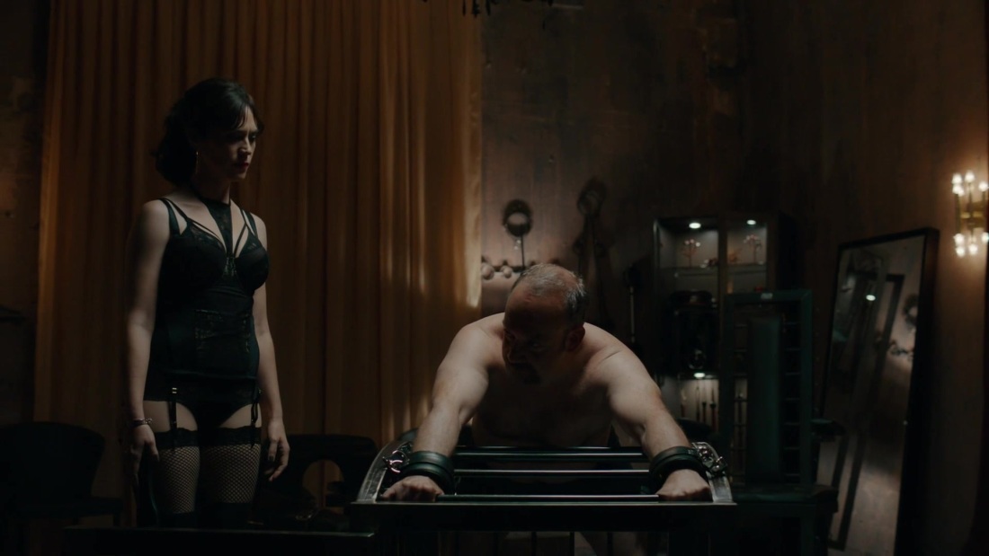 Мэгги Сифф голая в фильме