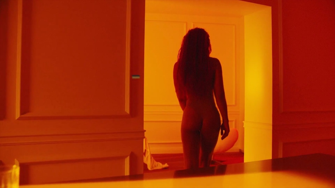 Порнозвезда Энджел дарк