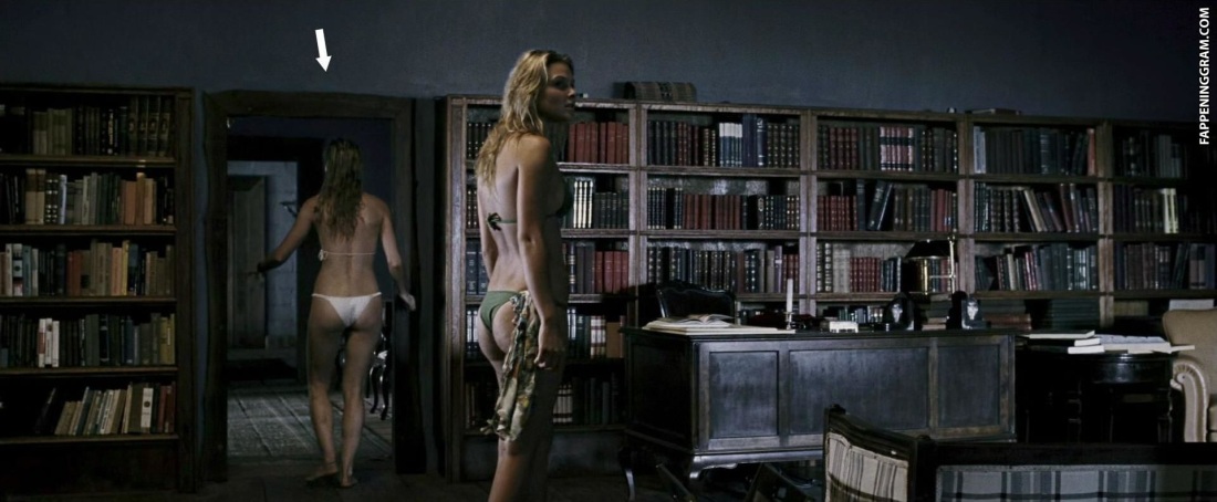 Мелисса Джордж голая попа