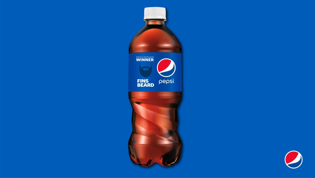 Девушка Леонардо пепси