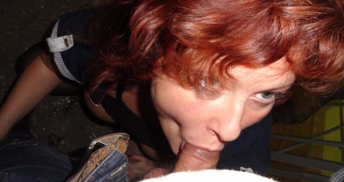 Жена отсосала в подъезде