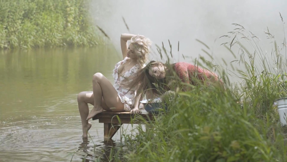 Ирина Тонева и сати Казанова