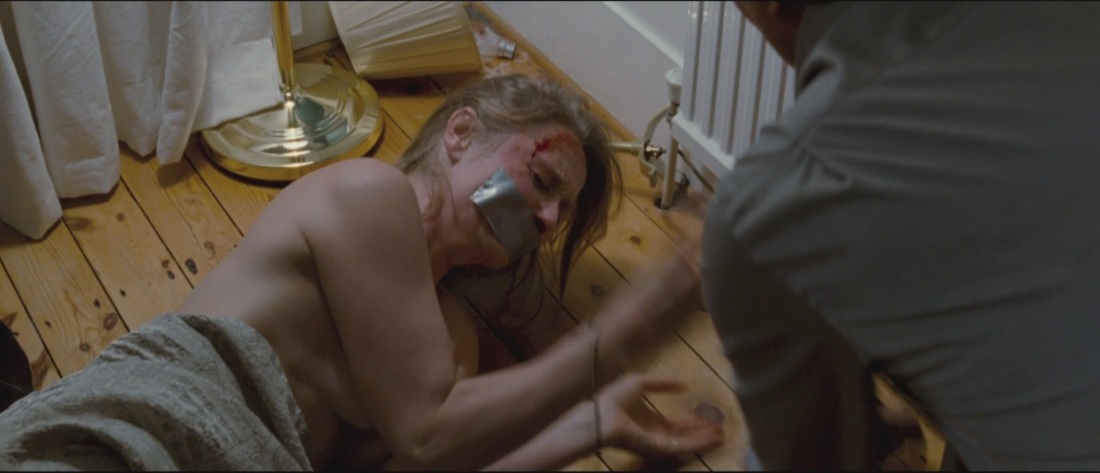 Рэйчел Блейк голая в фильме