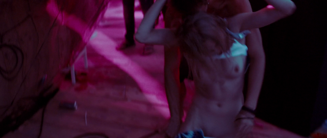 Александра Бортич nude в фильме