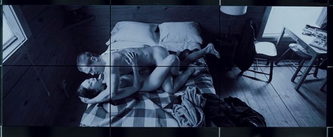 Элизабет Олсен сиськи гиф