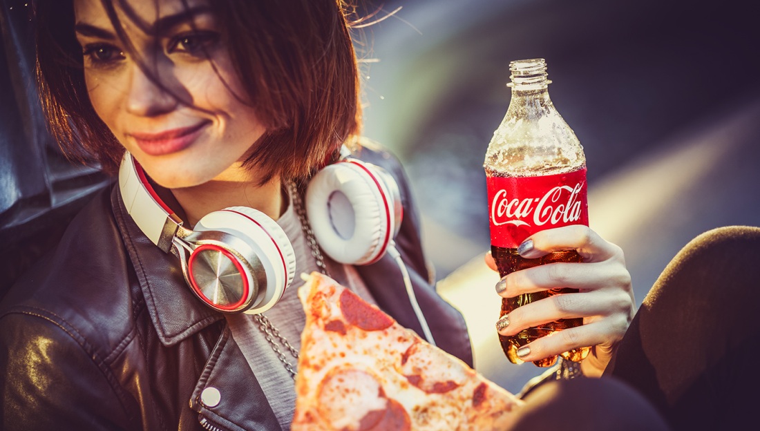 Прозрачная банка колы