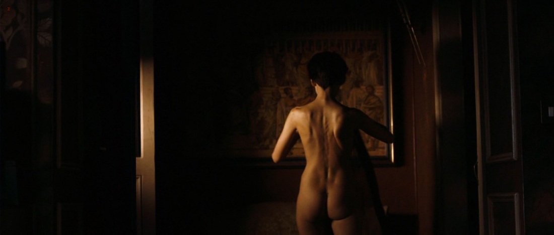 Наташа Яровенко nude комната в Риме