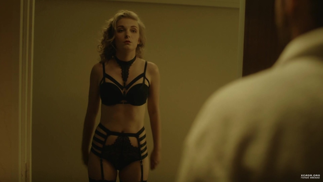 Наталья Скоморохова в Нижнем белье в сериале корни