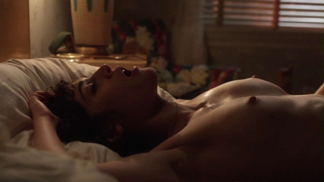 Лиззи Каплан голая кадры