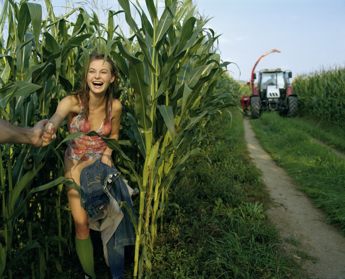 Эротическая фотосессия с кукурузой