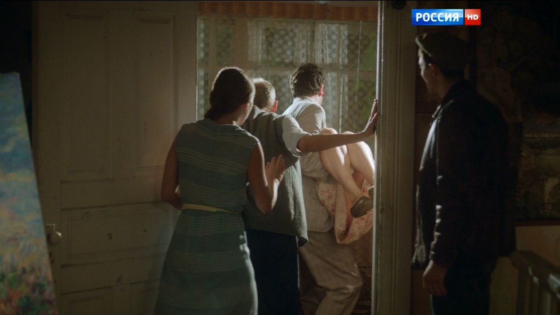 Актриса Карина Андоленко голая