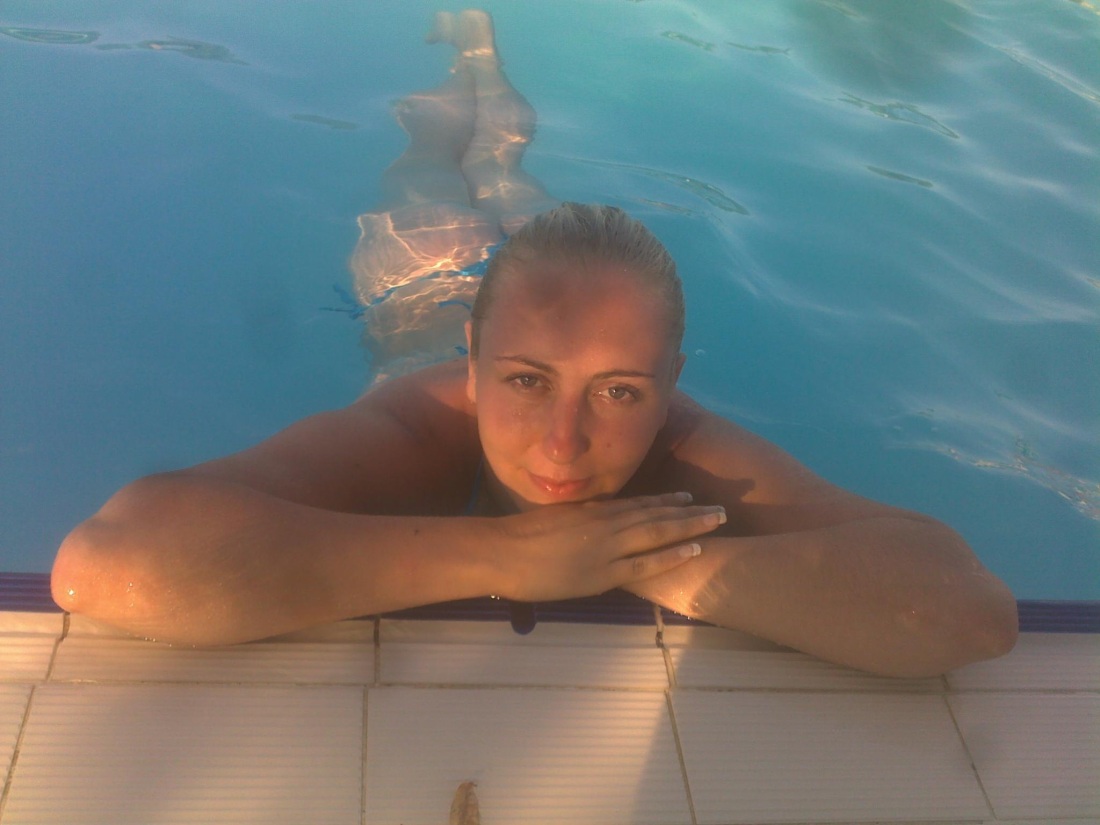 Елена Кристина лебедь слив