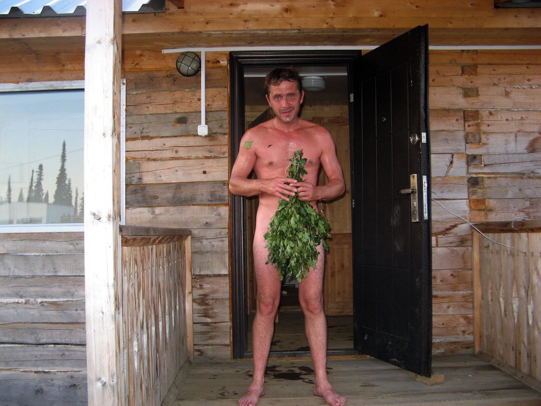 Голые мужики в деревенской бане