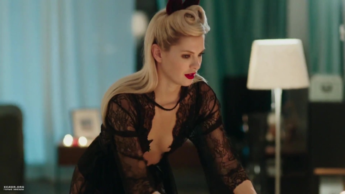 Ню актриса Наталья Бардо