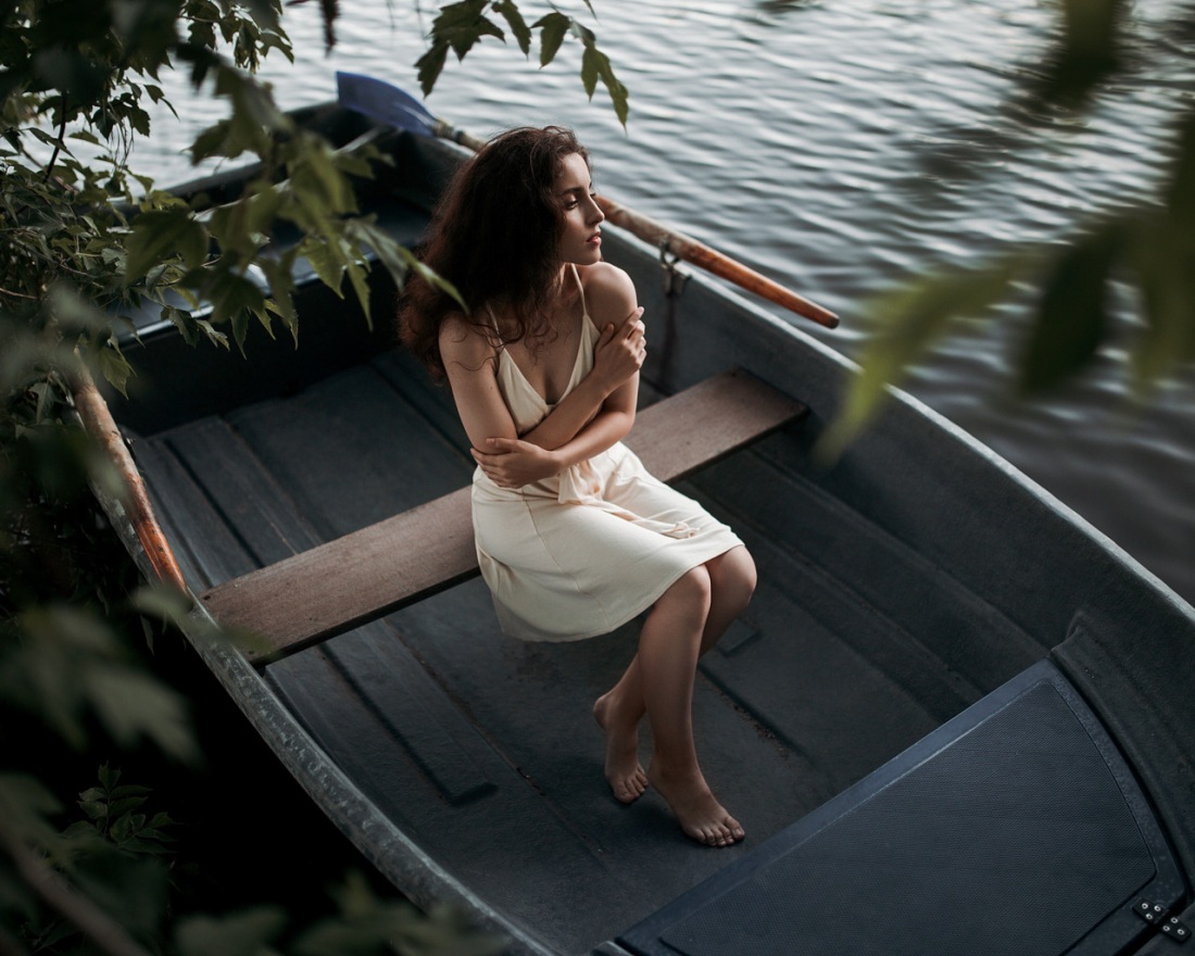 Фотосессия в лодке