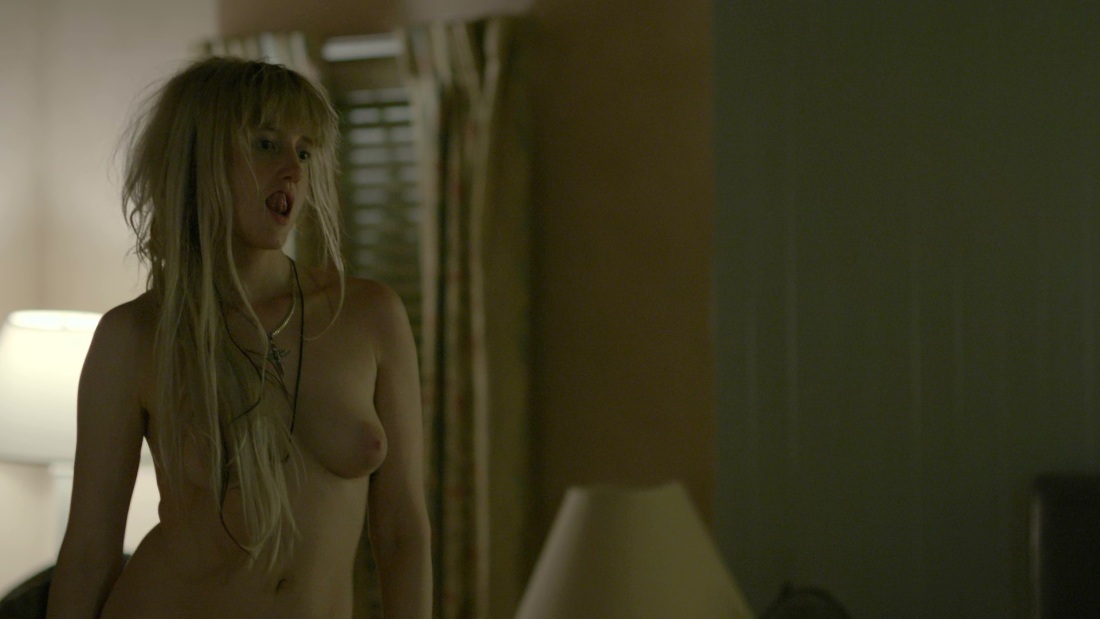 Андреа Райзборо топлес