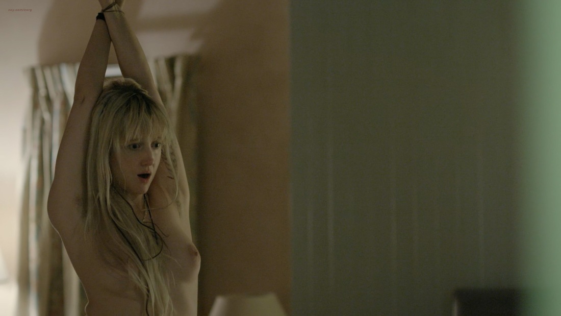 Малена 2000 Моника голая