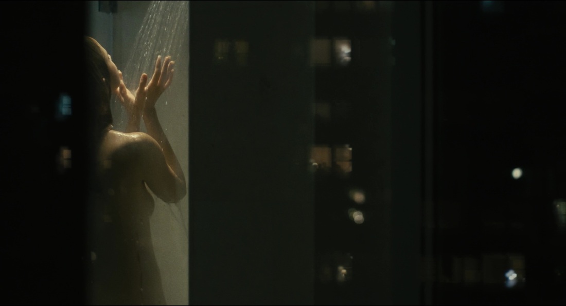 Фильм фаворитка поцелуй Эмма Стоун