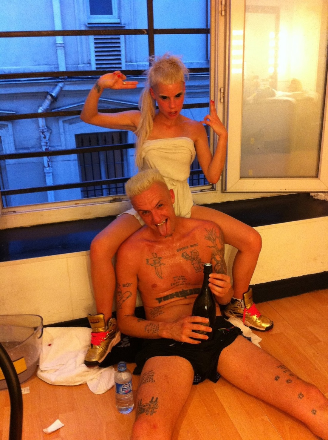 Die antwoord солистка 18