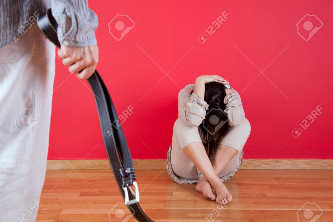 Эротические шлепки по попе