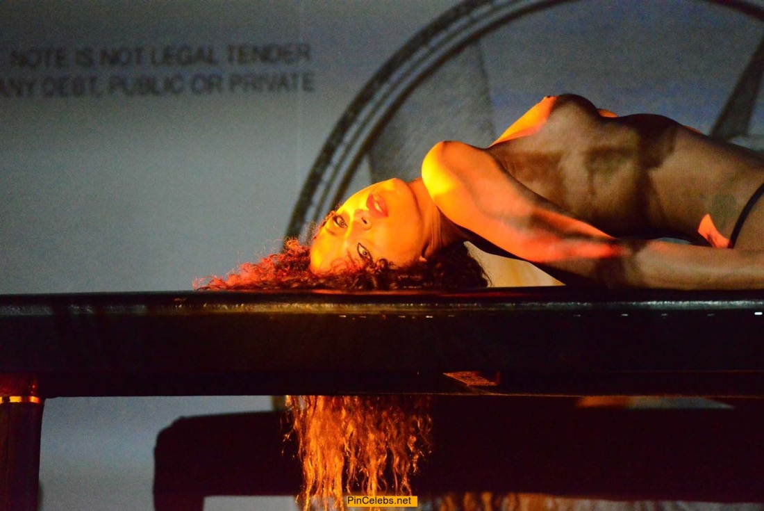 Noг©mie Lenoir topless