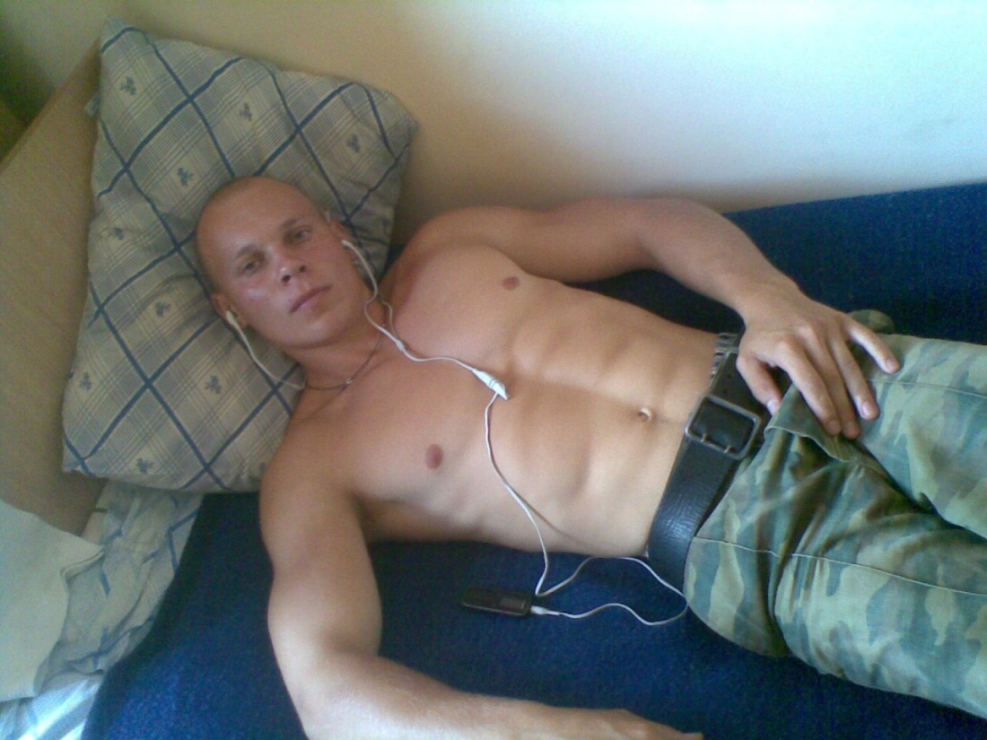 Красивый член молодого парня