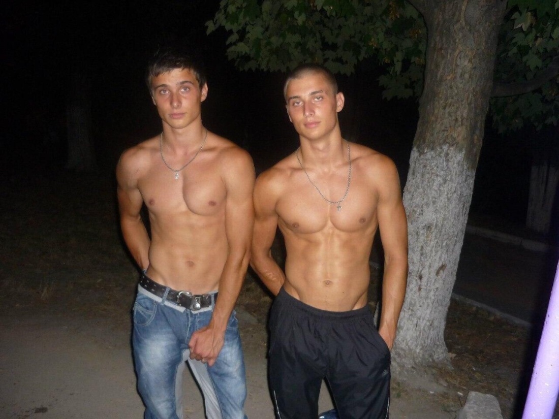 Голые мужчины с маленькими членами