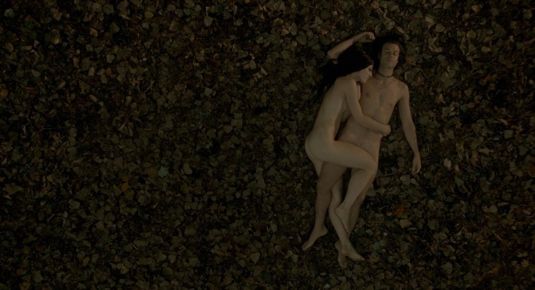 Milena брюнетка