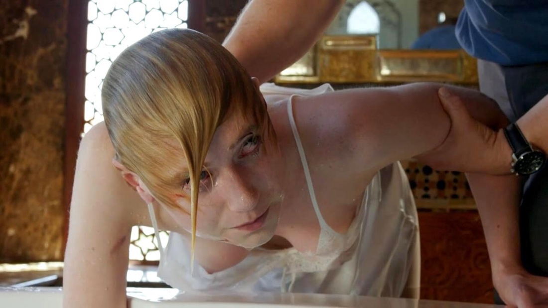 Debicki homemade Home body Elizabeth fake