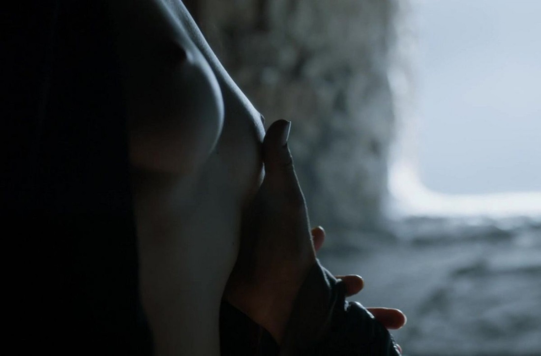 Кэрис Ван Хаутен грудь